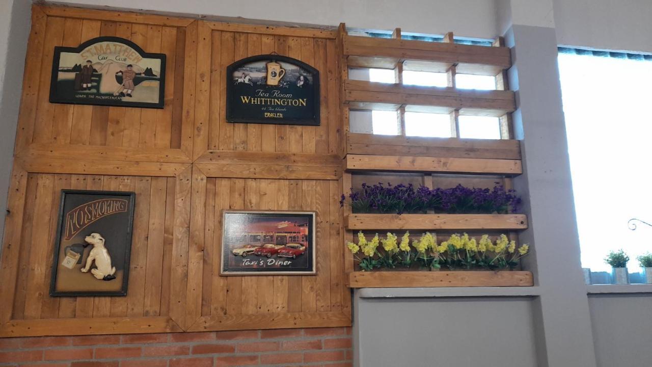 Il Gelsomino Aparthotel Cantù Buitenkant foto