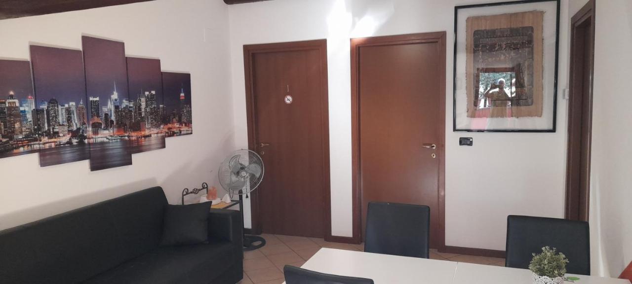 Il Gelsomino Aparthotel Cantù Buitenkant foto