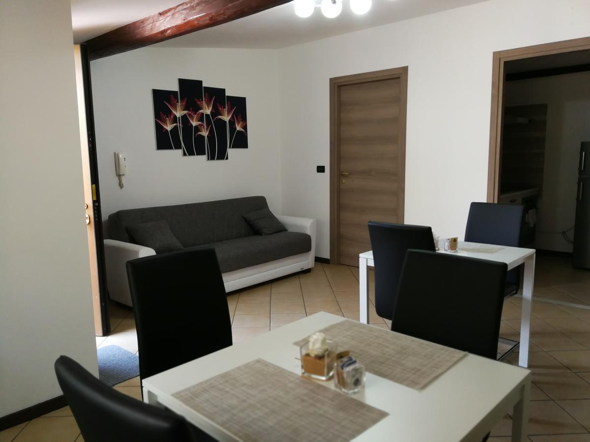Il Gelsomino Aparthotel Cantù Buitenkant foto